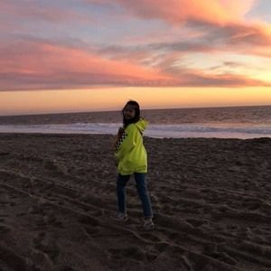 Meet your Posher, Sanna